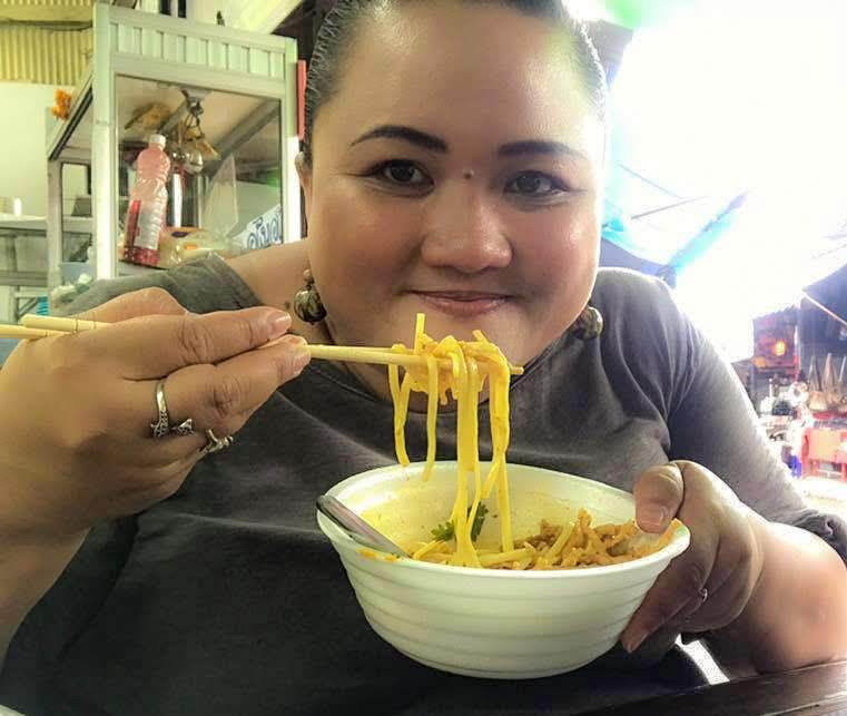 Khao Saoi Burp Tales Chiang Mai Thailand002