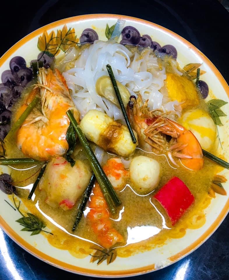 Tom Yum Xtra Fatgirls Restaurant Bacolod 001