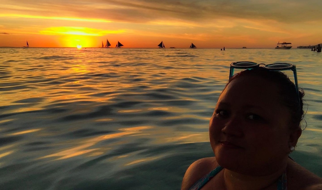 footprints thefatgoddess boracay sunset teysev