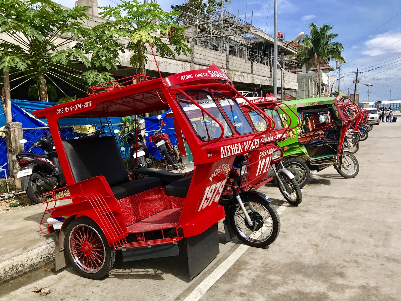 siquijor tricycle at the port